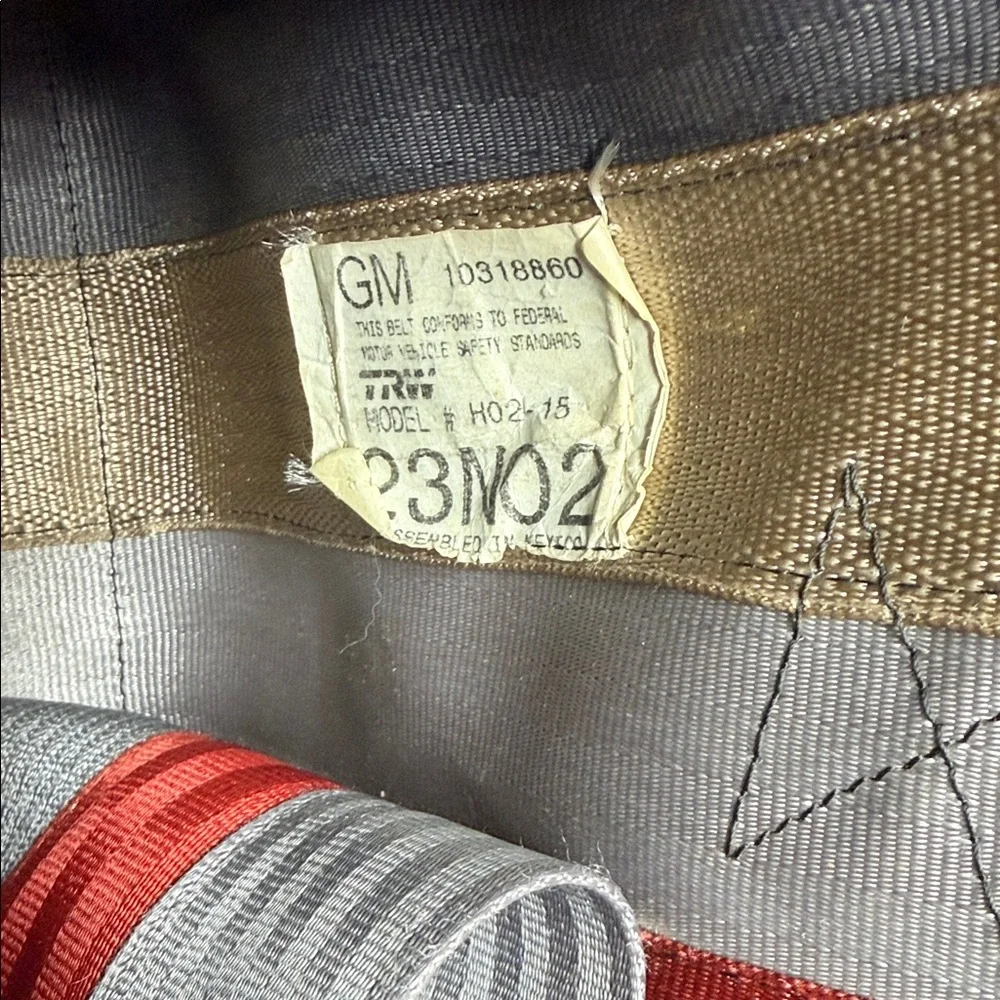 GM Model HO2-15 Seatbelt Bag (U.S.E.D.)